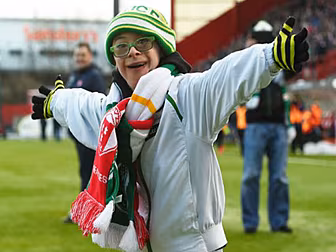10-year-old Celtic fan Jay Bea...