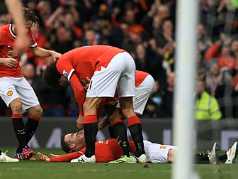 WATCH: When footballers send a...