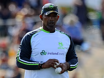 Simmons set to leave Ireland s...