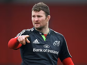 Munster's Ryan suffers inj...