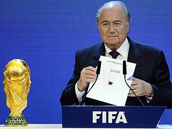 Blatter warns World Cup boycot...