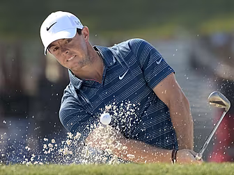 McIlroy will be right beside M...