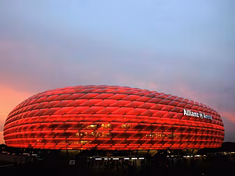 Bayern Munich sign Niklas Sule...