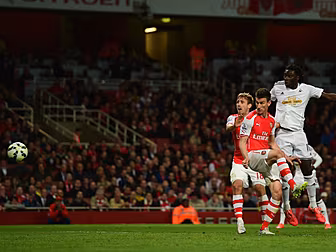 Swans swoop away with Arsenal&...