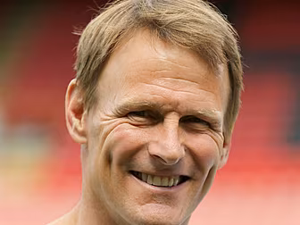 Teddy Sheringham makes first f...