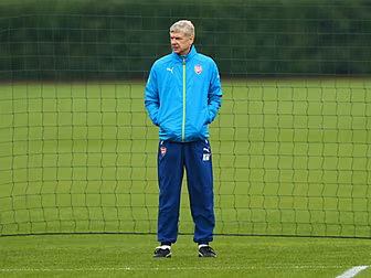 Arsene Wenger refuses to rule...