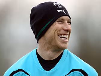 Peter Stringer signs for Sale...