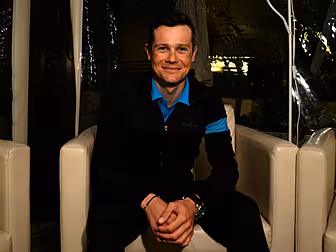 Nicolas Roche prepares for Le...