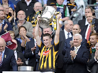 Kilkenny keep Galway at bay to...
