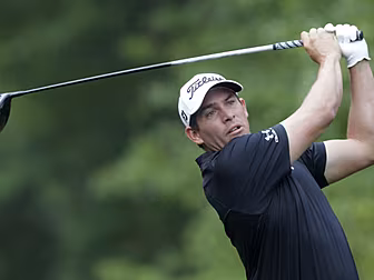 Golfer suspended for taking ba...
