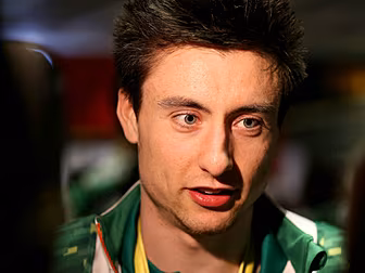 Irish athletics star pays touc...