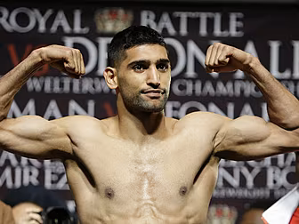 Amir Khan's not happy abou...
