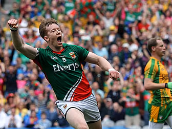 James Horan spills the beans a...