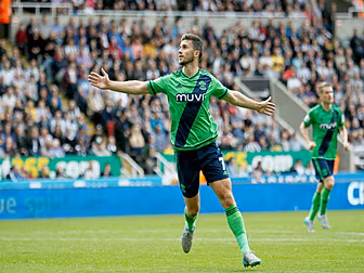 Premier League Round-Up: Arsen...