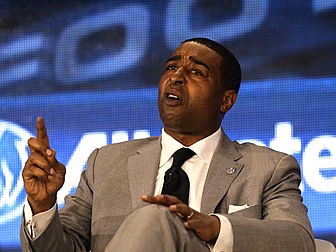NFL Hall of Famer Cris Carter...