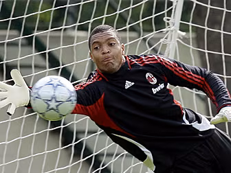 WATCH: One former internationa...