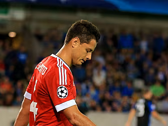 Chicharito follows Januzaj lea...