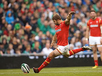 Welsh Rugby Union make offer t...