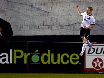 Dundalk push Sligo Rovers asid...