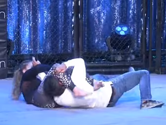 This is how Ronda Rousey beats...