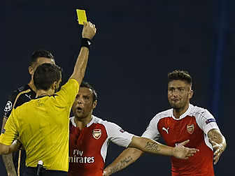 Chelsea's load lightens, w...