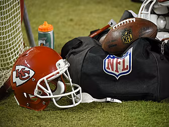 87 dead NFL players test posit...