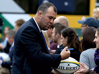 Australia to start with star c...