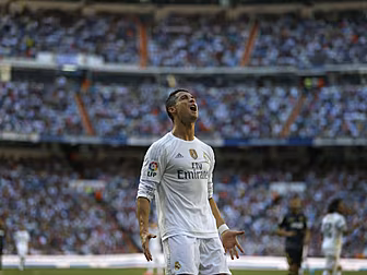 WATCH: Real Madrid celebrate p...