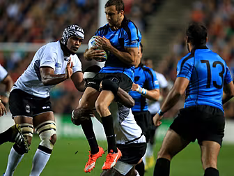WATCH: Uruguay score their fir...