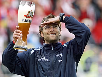 Jurgen Klopp fast becoming a h...