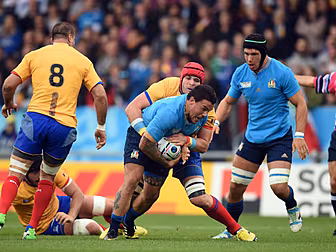 Italy secure 3rd after brave R...