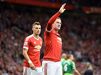Louis van Gaal urges Wayne Roo...