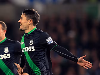 Bojan boosts Stoke City as Swa...