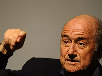 PIC: Blatter writes to every f...