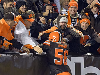 One Cleveland Browns is so fed...