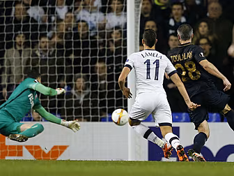 WATCH: Lamela has a night to r...