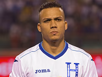 Former Rangers star Arnold Per...