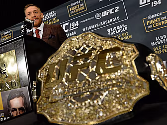 Conor McGregor makes a big jum...