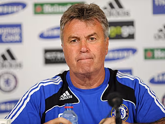 Australian FA announce Guus Hi...