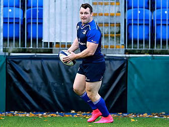 Cian Healy clear to face Toulo...