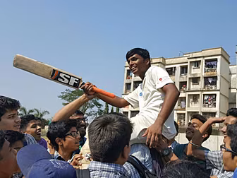Indian schoolboy scores 1009 n...