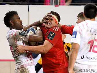 Stade Francais' Raisuqe hi...