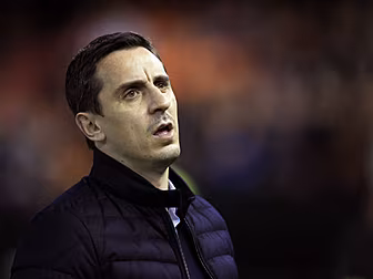 Gary Neville's been handin...