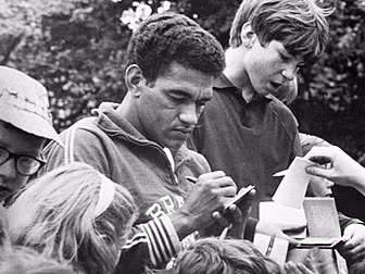 Why has Garrincha been remembe...