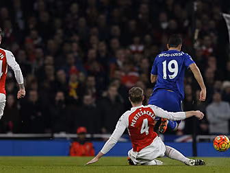 As it happened: Arsenal slip u...