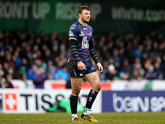 Robbie Henshaw released from t...
