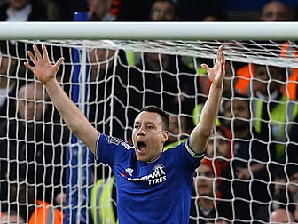 John Terry says "no commun...
