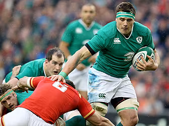 CJ Stander announces himself o...