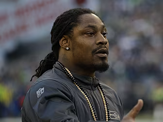 Marshawn Lynch announces retir...