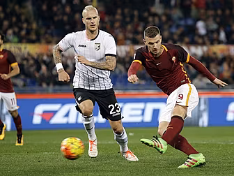 WATCH: Edin Džeko and Agustín...